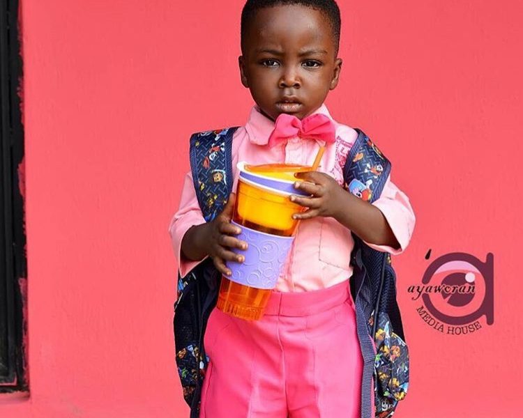 Little Photobomber Gets Enrolled In School By Terry G