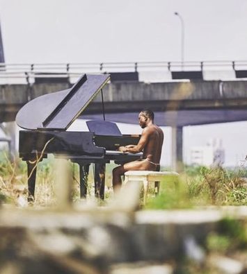 I Decided To Go Naked To Tell Nigerians They Are Uncivilized – Brymo