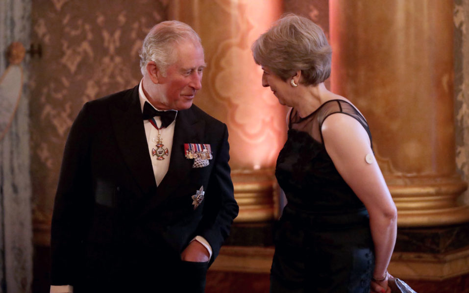 Commonwealth Backs Prince Charles As Next Head
