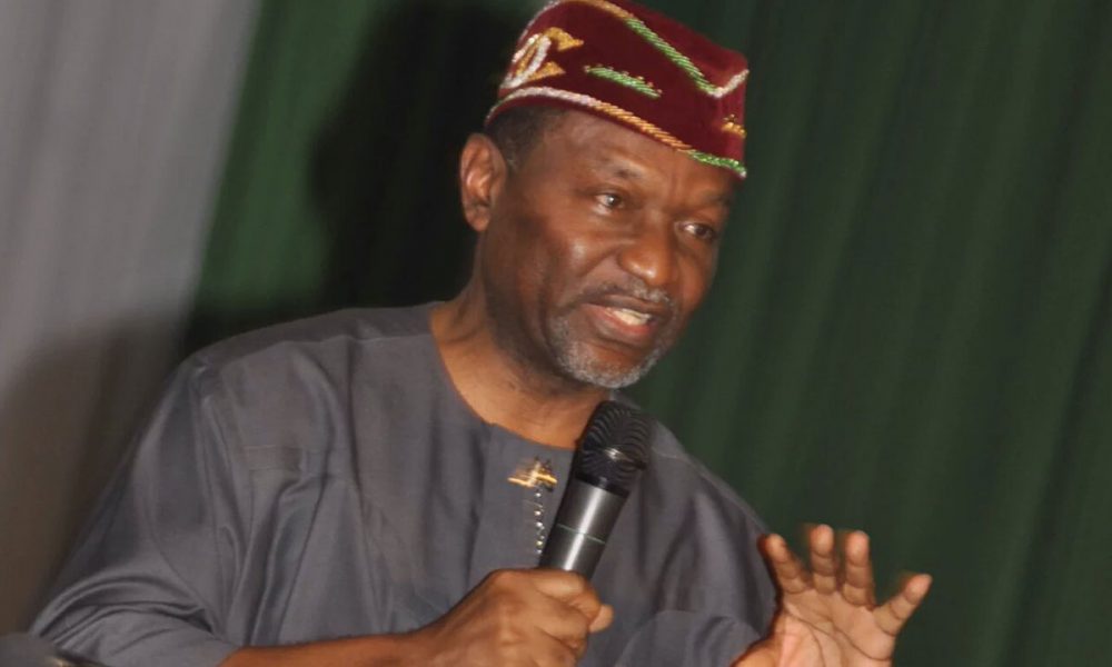 FG Targets Seven Per Cent Growth