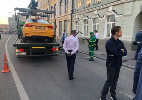 Taxi ploughs into ‘World Cup fans’ in Moscow leaving seven injure