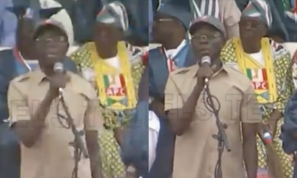 VIDEO: Oshiomhole Booed, Stoned At Abeokuta APC Rally In Ogun