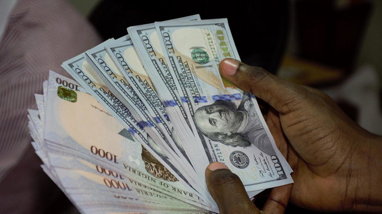 More Pressure On Naira As Foreign Reserve Dips To $39.2bn
