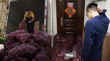 Woman sends cheating boyfriend 1000 kilos of onions so he will cry