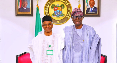 L-R: Kaduna State Governor, Mallam Nasir El-Rufai and Lagos State Governor, Mr. Babajide Sanwo-Olu during El-Rufai’s commiseration visit over the recent incident in Lagos, at the Government House, Marina, on Thursday, November 5, 2020. Photo: Lagos State Government.