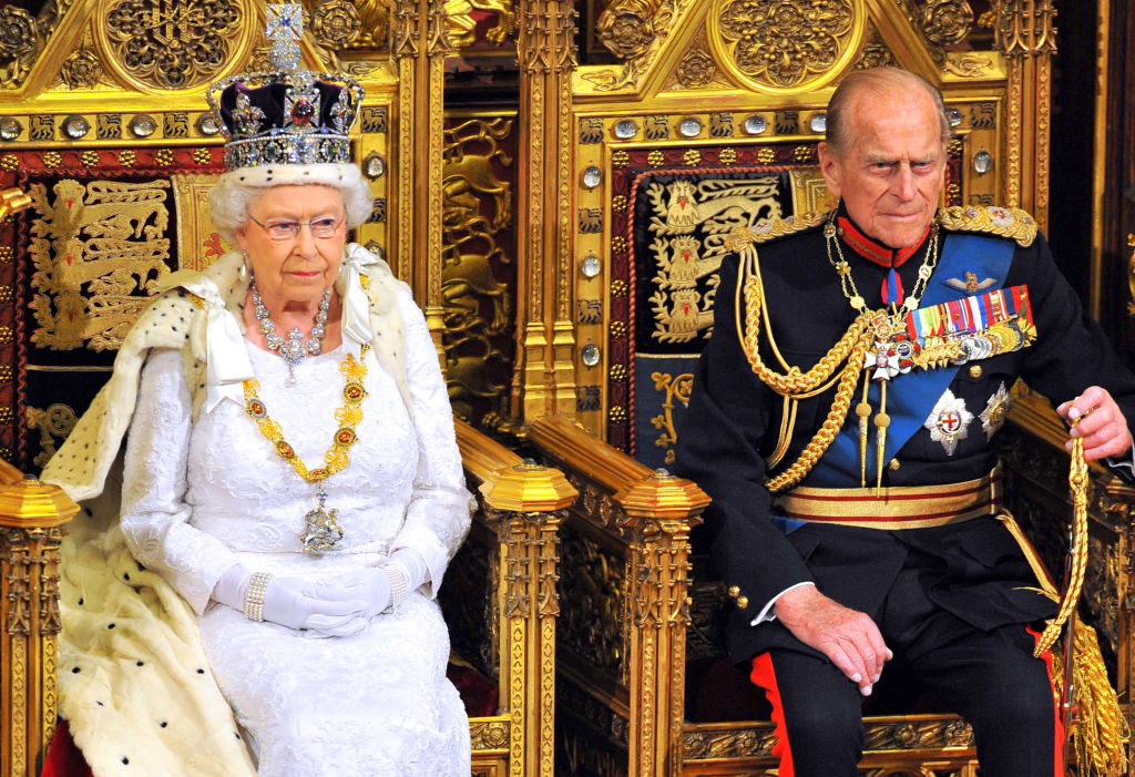 Queen Elizabeth And Prince Philip To Get UK-Approved COVID-19 Vaccine In Weeks