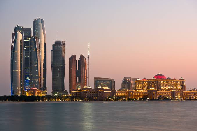 UAE To Grant Citizenship To Investors, Professionals