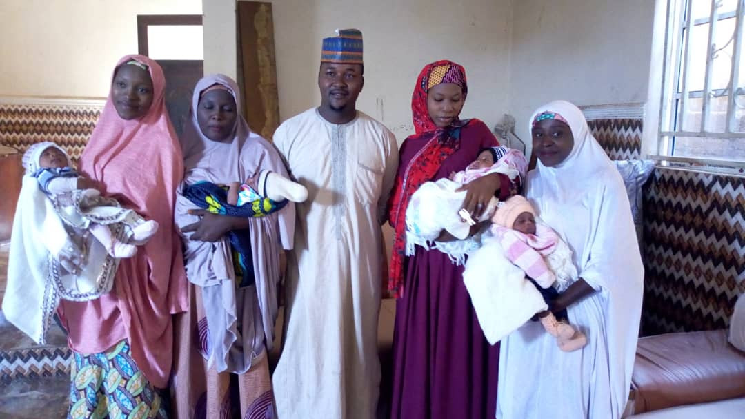 Man Becomes Father Of 13 Children After Four Wives Give Birth To 4 Babies Within 3 Weeks