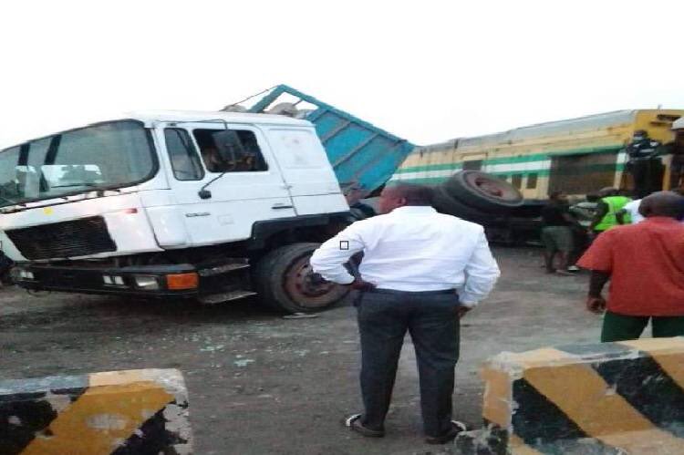 Train Collides With Trailer At Fagba, Lagos