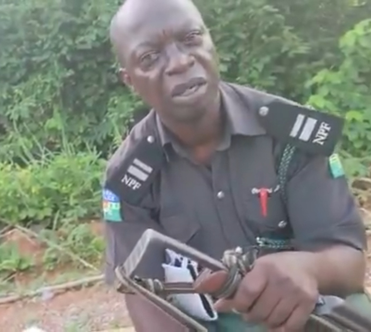 ‘I Don't Want Transfer, I Want Cash’ - Bribe-Seeking Police Officer Tells Man Driving Without A Tint Permit