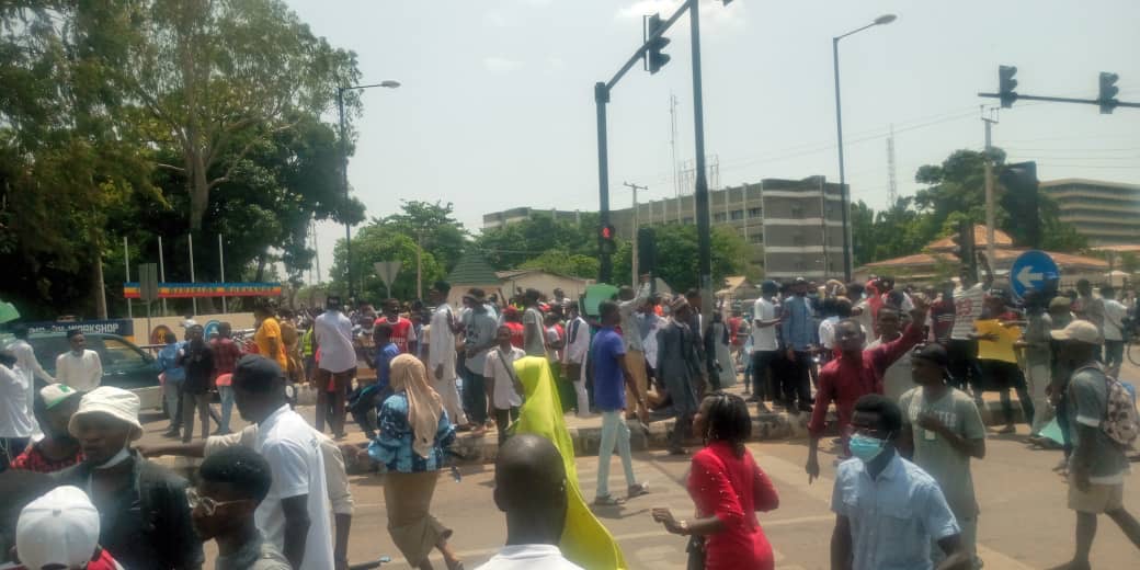 One Killed As Students Protest Over Tuition Fee Increase In Kaduna