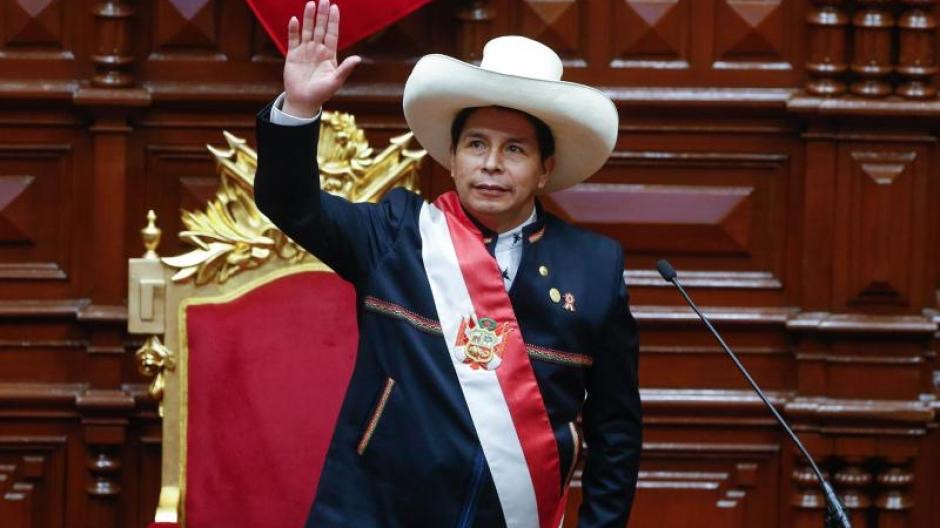 Peru’s New President Sworn In, Promises New Constitution