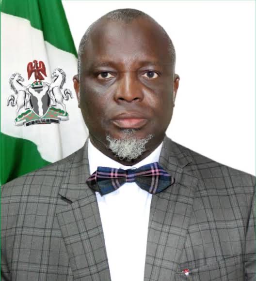 Buhari Reappoints Ishaq Oloyede As JAMB Registrar, Others
