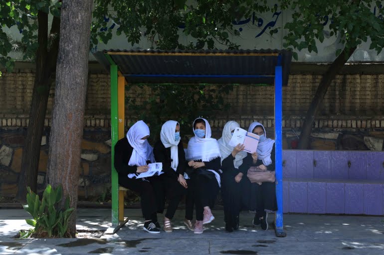 Afghan Girls Return To School After Taliban Takeover