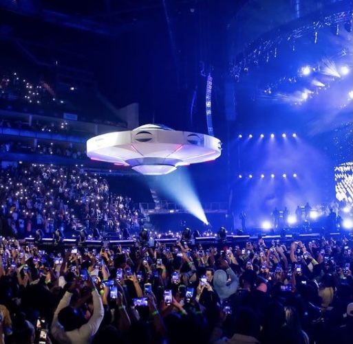 Grand Entry! Burna Boy Arrives Show At O2 Arena On A Spaceship