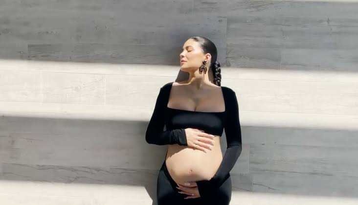 Kylie Jenner Confirms Second Pregnancy With Sweet Instagram Video Showing Growing Bump