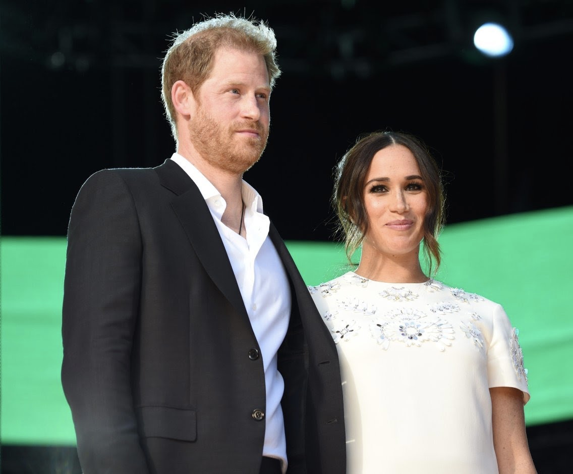 Prince Harry, Meghan Markle Release 1st Photo Of Daughter, Lilibet In 2021 Christmas Card