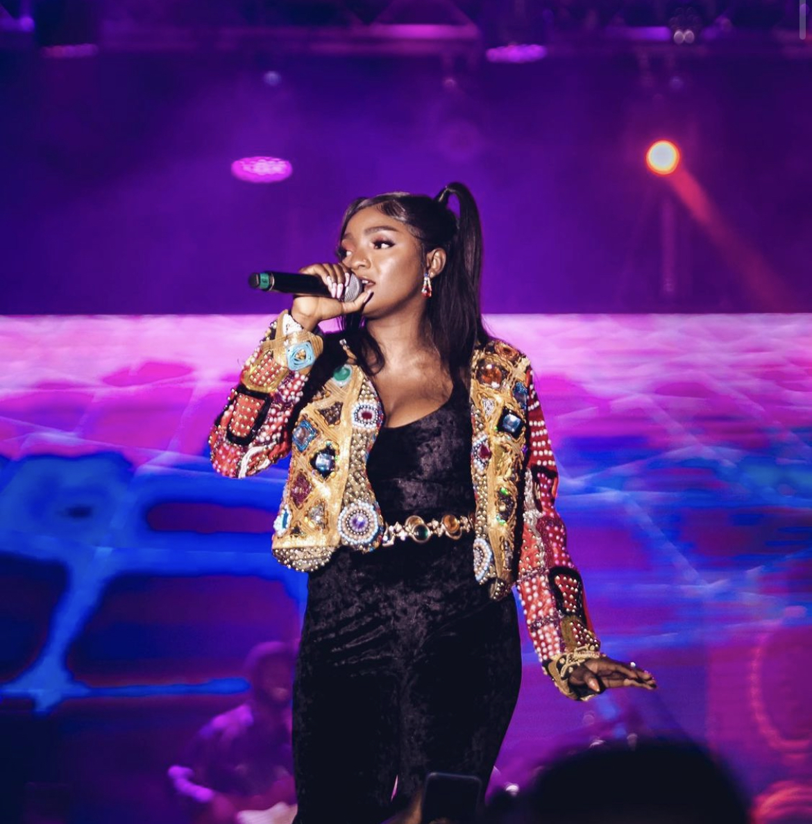 Simi Apologises For Starting Concert Later Than Scheduled