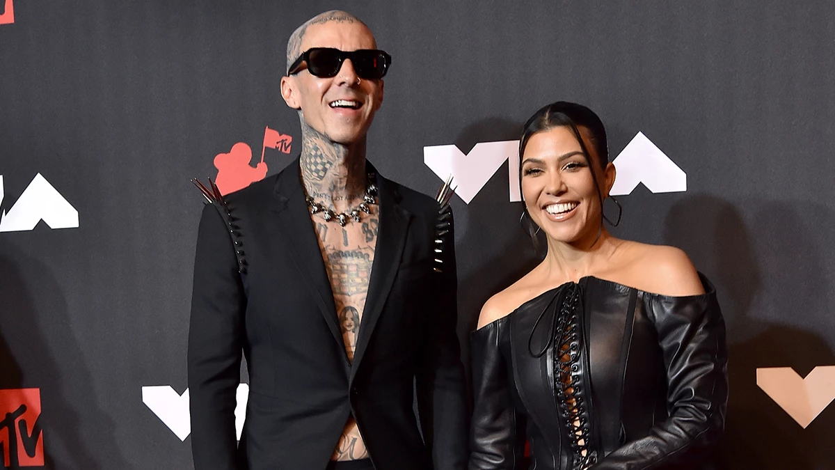 Kourtney Kardashian And Travis Barker Reportedly Tie The Knot In Las Vegas Chapel Hours After Grammys